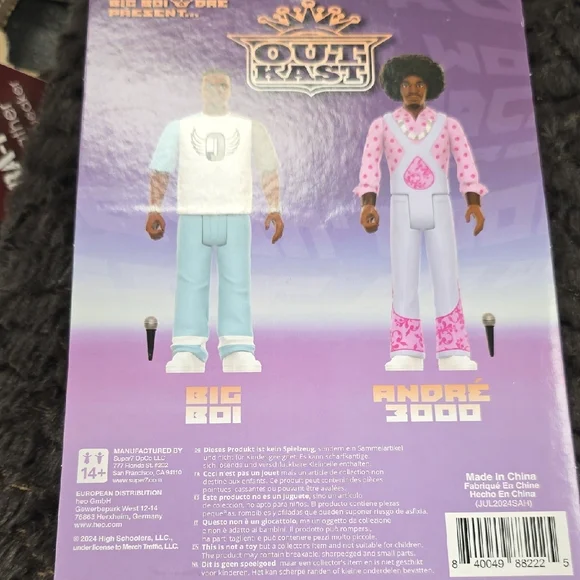OutKast Andre and Big Action Figures - Picture 6 of 6